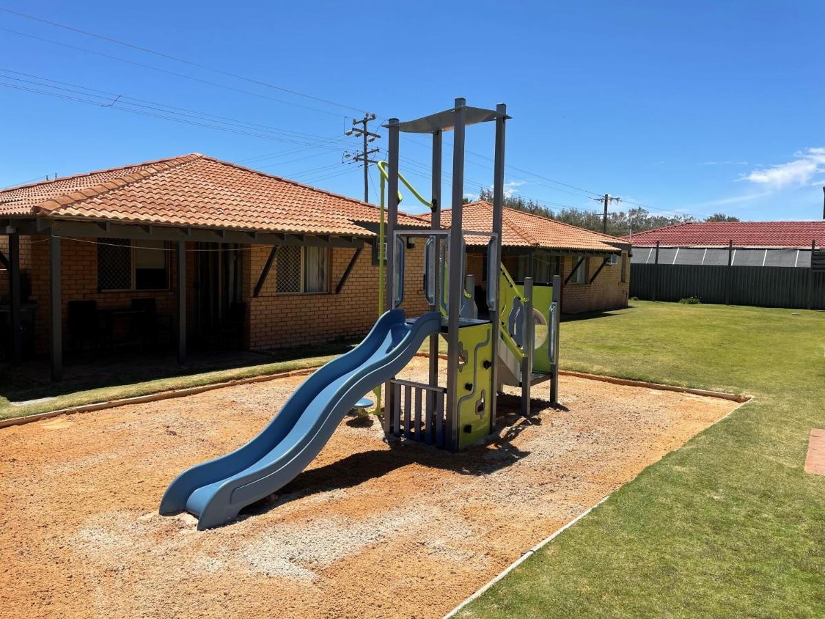 Geraldton'S Ocean West Holiday Units & Short Stay Accommodation Eksteriør bilde