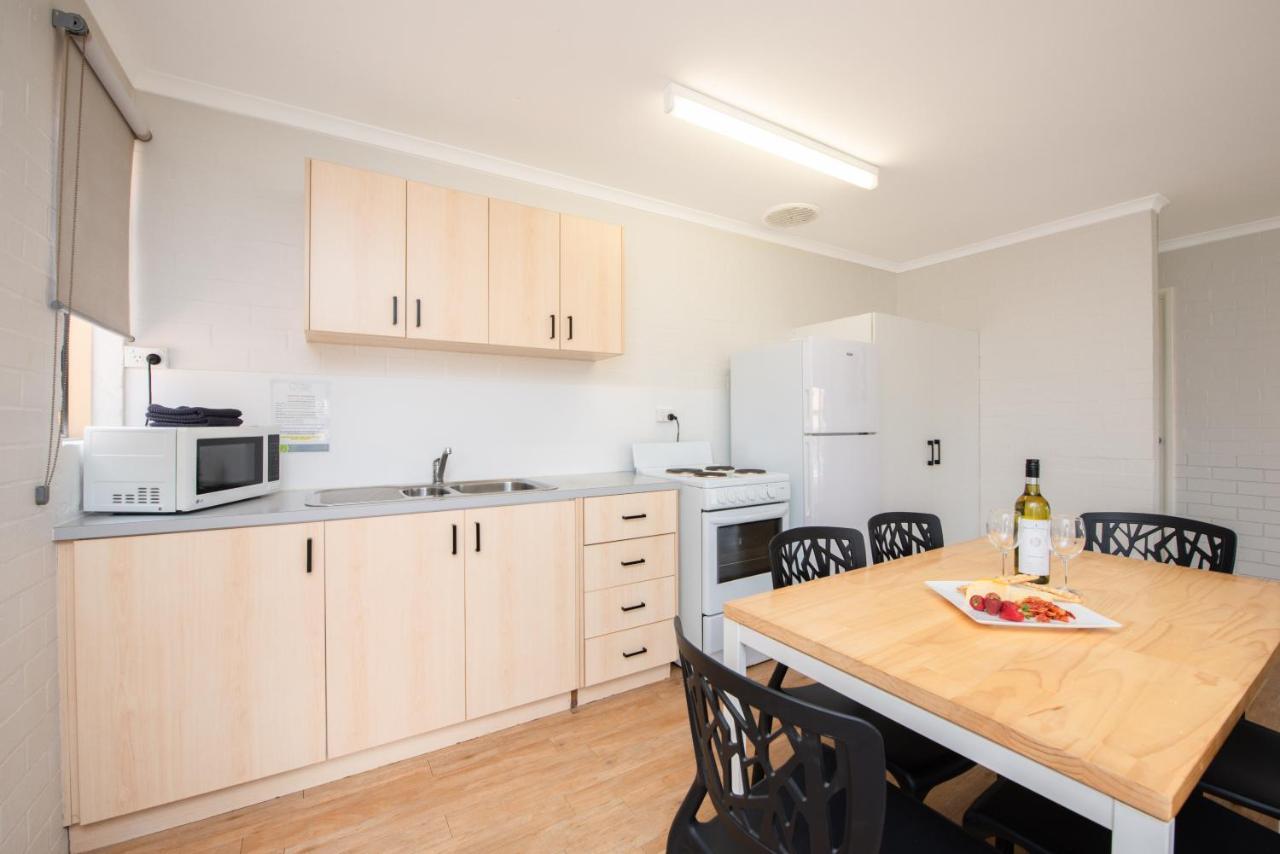 Geraldton'S Ocean West Holiday Units & Short Stay Accommodation Eksteriør bilde