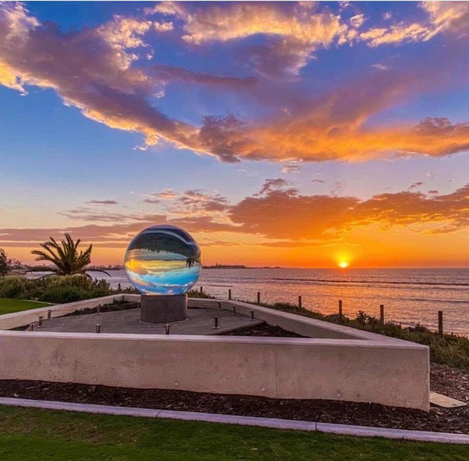 Geraldton'S Ocean West Holiday Units & Short Stay Accommodation Eksteriør bilde